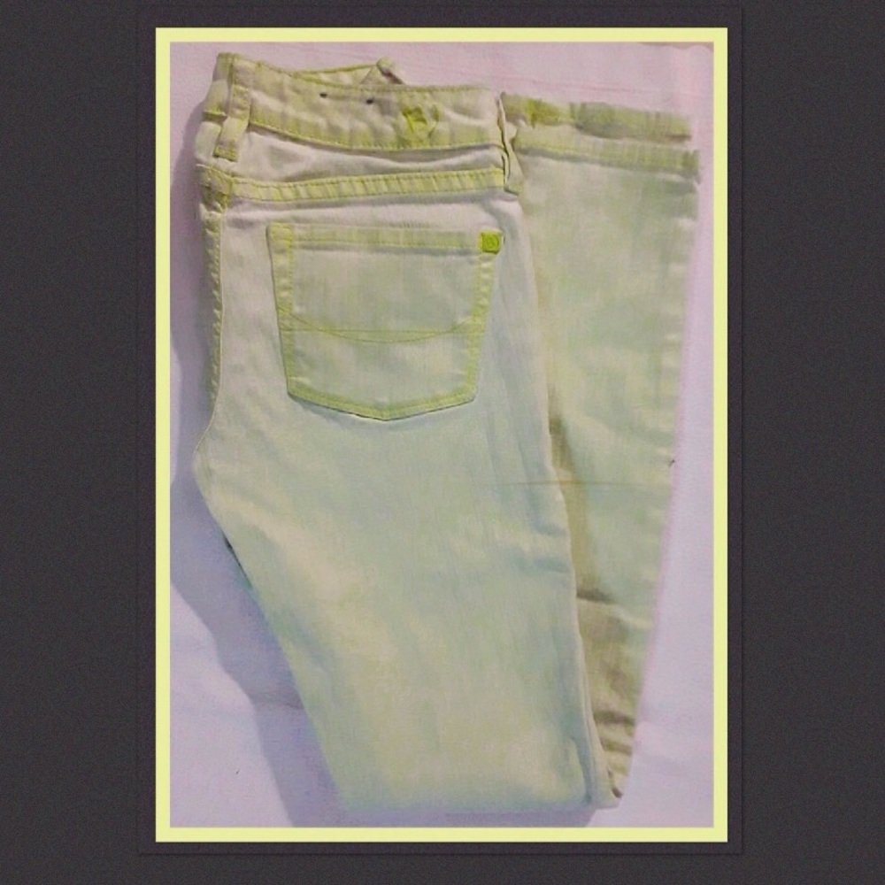 Bullhead Skinny Jeans